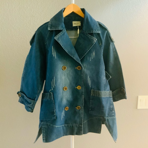 Stylish jacket with a dark denim finish that has a worn-in, distressed look. - Picture 2 of 12